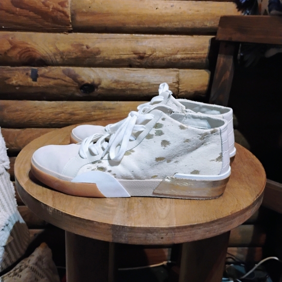Dolce Vita White/Gold Calf Fur High Top Size W9 - Picture 5 of 8